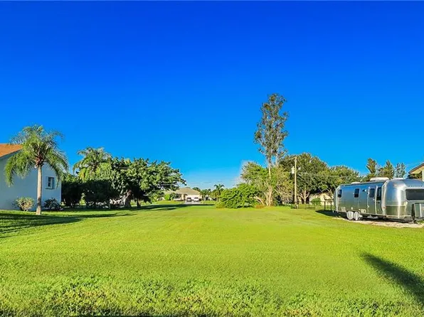 2715 Wisteria Pl, Punta Gorda, FL 33950