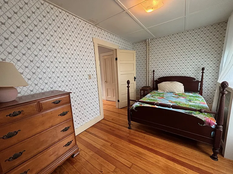 107 Prospect Hill St #3 — Photo 9
