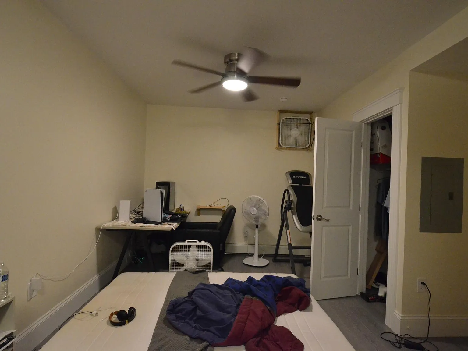 79 Westland Ave — Photo 2