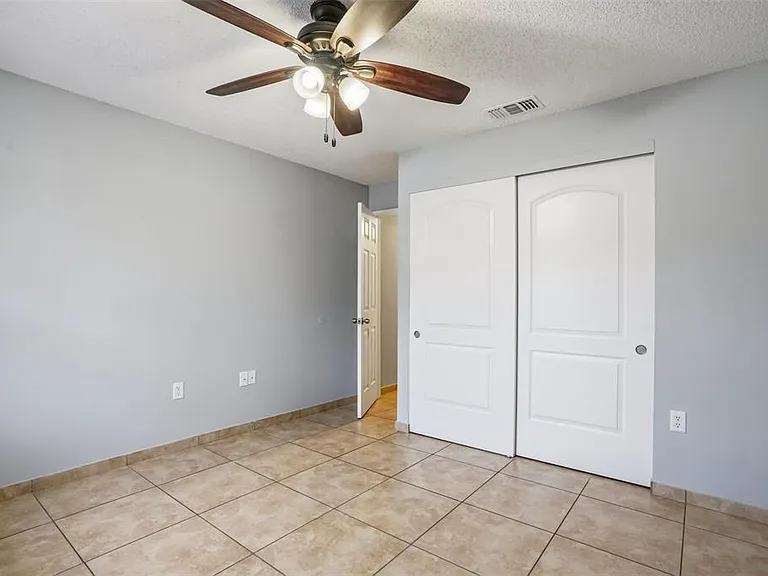 2720 S Sunrise Ct #2 — Photo 33