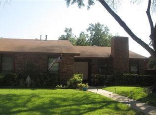 1937 Rambling Ridge Ln, Carrollton, TX 75007