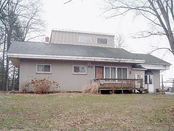 2nd image of 2219 Robert Fulton Hwy