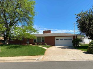 109 Sioux Rd, Mccook, NE 69001