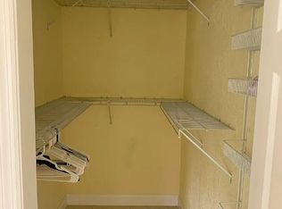 8422 Pickwick Rd, North Pt, FL 34287