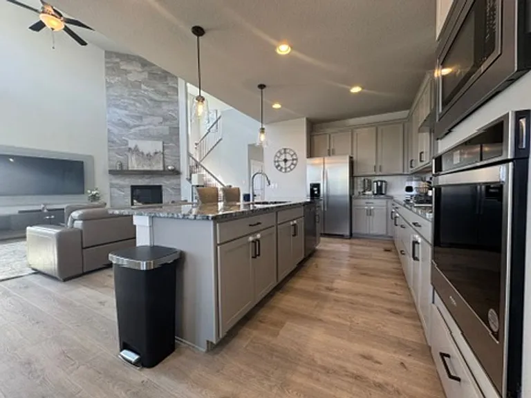 7983 Pennydale Dr — Photo 16