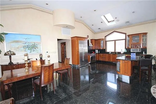 Sold by Bergen Basin Real Estate | media 7