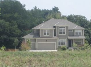 24205 W 80th Pl, Lenexa, KS 66227