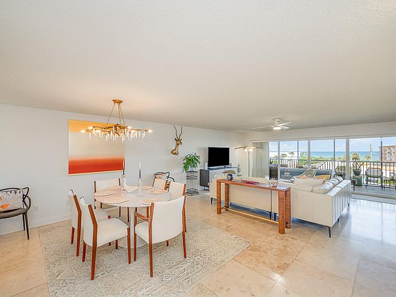 5th image of 123 Lancha Cir Unit 304