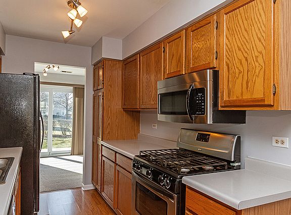 3rd image of 2941 Heatherwood Dr #19153