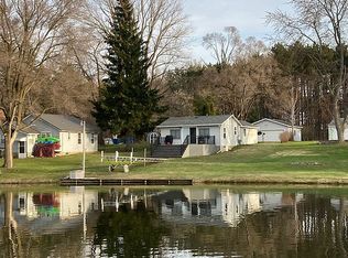 4506 Nipigon Dr, Gladwin, MI 48624