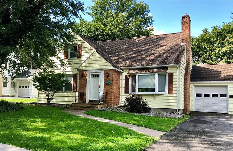 1st image of 720 Crawford Ave