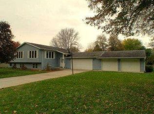 N5635 Mohican Trl, Onalaska, WI 54650