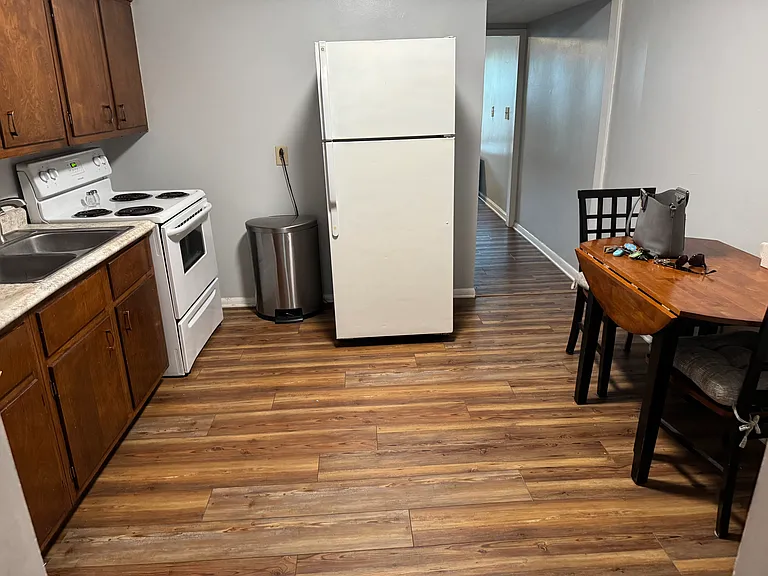 342 N Center St #1/2 — Photo 8