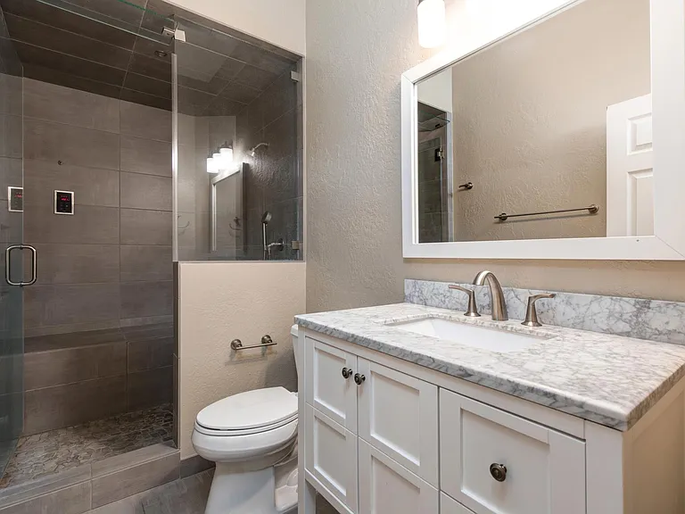 1656 W Silver Springs Rd — Photo 7