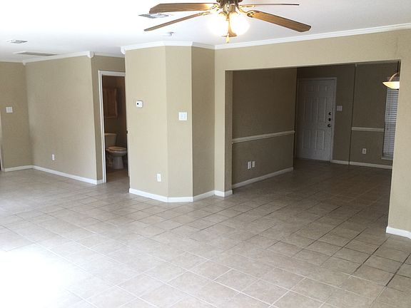 5th image of 203 Waterwood Dr