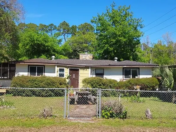 40 25th Ave, Apalachicola, FL 32320