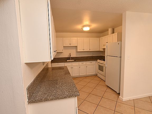 Nice size kitchen.