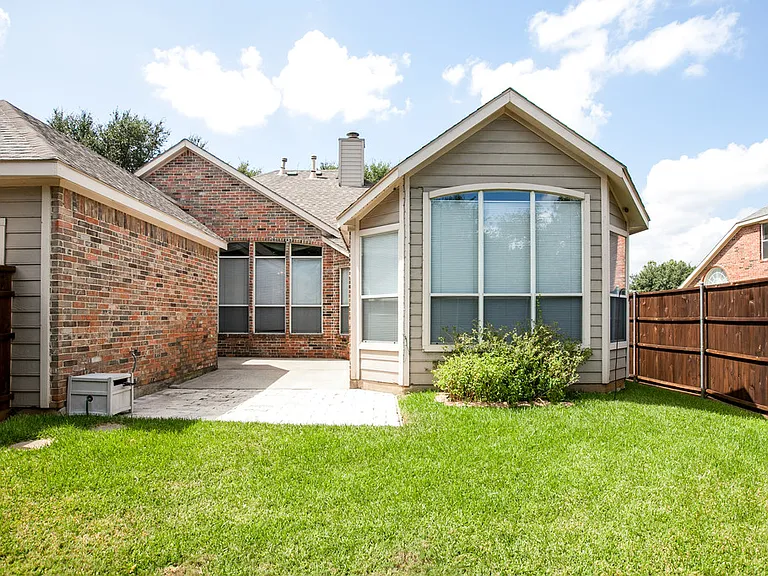 2221 Briary Trace Ct — Photo 28