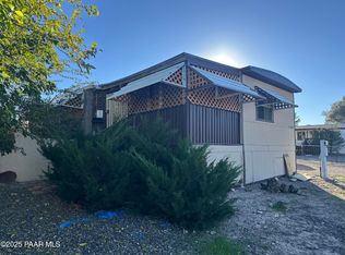 20765 E Larry Ln, Mayer, AZ 86333