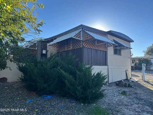 20765 E Larry Ln, Mayer, AZ 86333