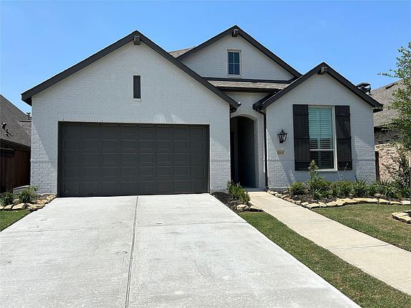 3rd image of 12127 McKavett Fort Dr