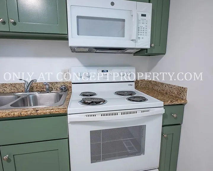 466 E Woodland Ave — Photo 70