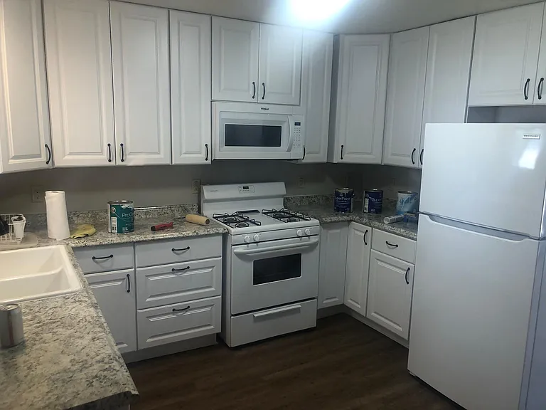 2408 W Grand Ave — Photo 1