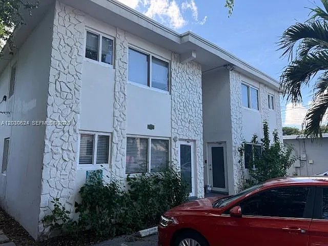 Isle Of Normandy Miami Vi — Photo 2