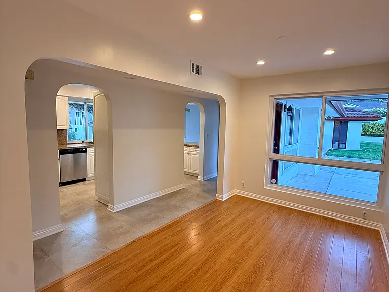 410 N Canyon Blvd — Photo 36