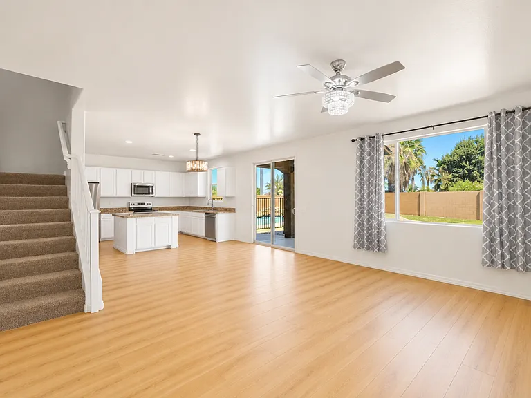 41396 W Rio Bravo Dr — Photo 6