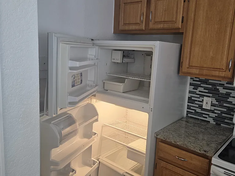 6013 Westgate Dr #2421 — Photo 25