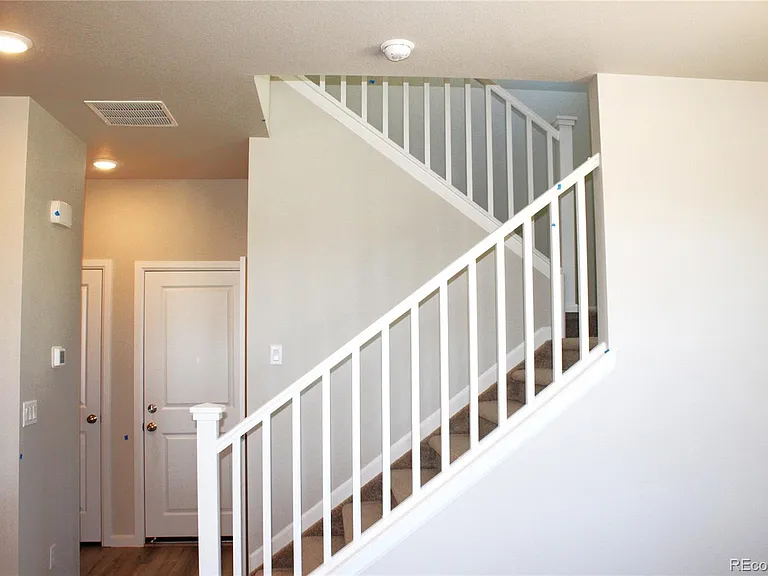 5231 Mountain Vista Hts — Photo 14