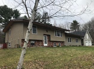 38 Mooer Rd, Readfield, ME 04355