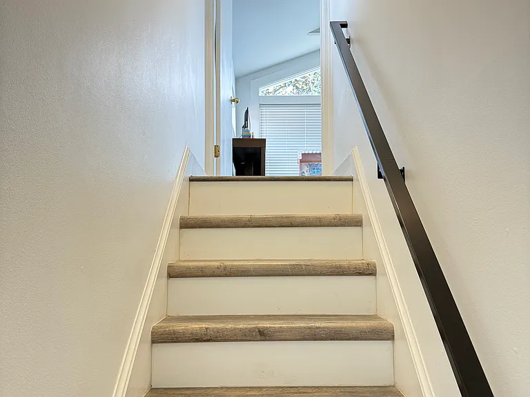533 Pocahontas Dr — Photo 30