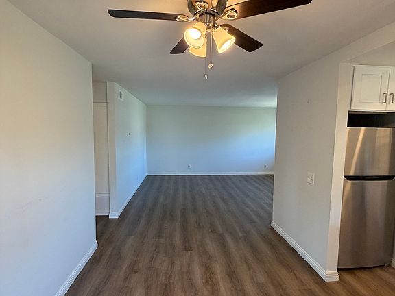 5th image of 248 Alestar St APT 3