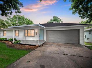 5441 Oliver St, Kansas City, KS 66106