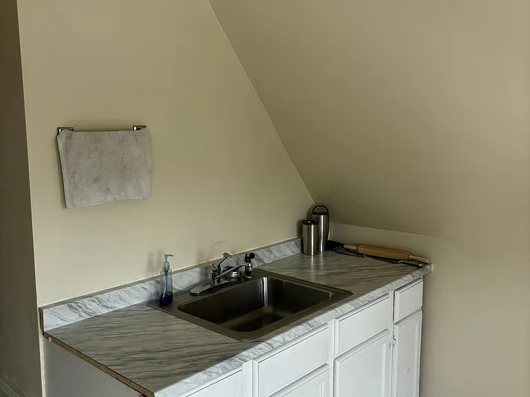 1518 N Van Buren St #301 — Photo 1
