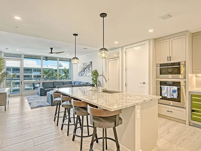 1035 Seaside Dr #406 — Photo 29