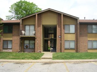7092 Wildwood Cir APT 32, Louisville, KY 40291
