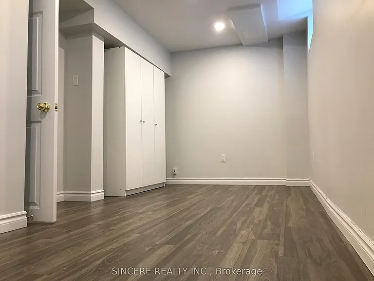 5872 Osprey Blvd #LOWER — Photo 2