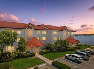 110 Half Moon Cir APT E2, Hypoluxo, FL 33462