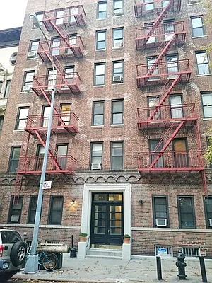 Rented by Immac Realty | media 36