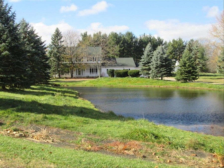 1st image of 11540 Peach Tree Dr