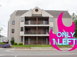 104 N Lincoln Ave #6478F13E2, Urbana, IL 61801