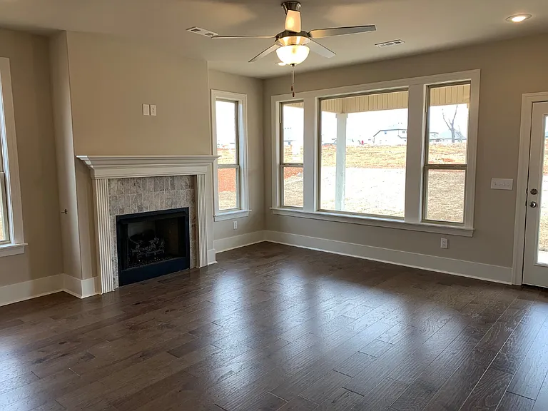 616 Mill Pond Way — Photo 6