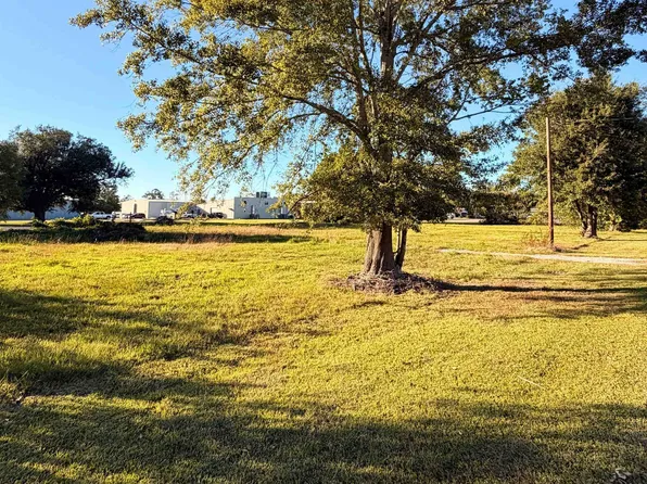 4120 Alma Ln, Lake Charles, LA 70605