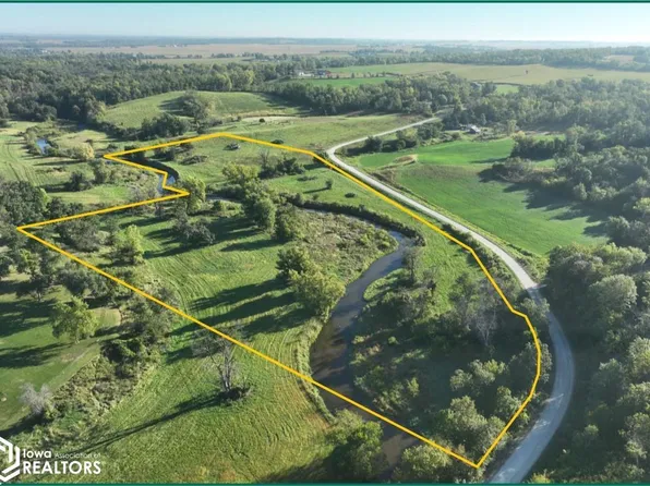 Big Creek Rd, Mount Vernon, IA 52314