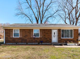 10601 Tarrytowne Rd, Louisville, KY 40272