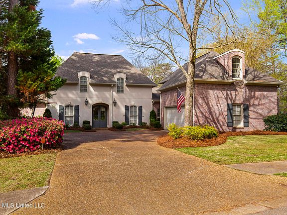 3rd image of 640 Berridge Dr