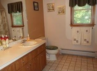 2 Larissa Ct, Airmont, NY 10952